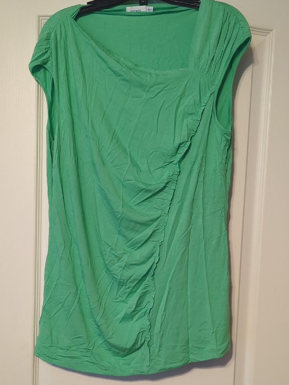 Ricki's Green Short Sleeve Ruched Tee